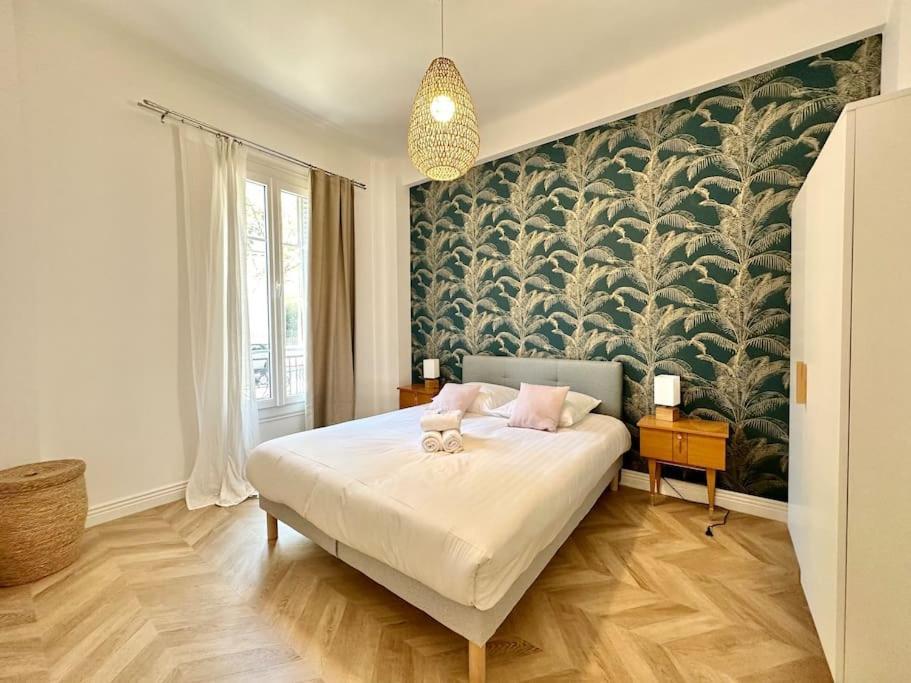 Magnifique Appartement Moderne - Clim & Wifi Νίκαια Εξωτερικό φωτογραφία