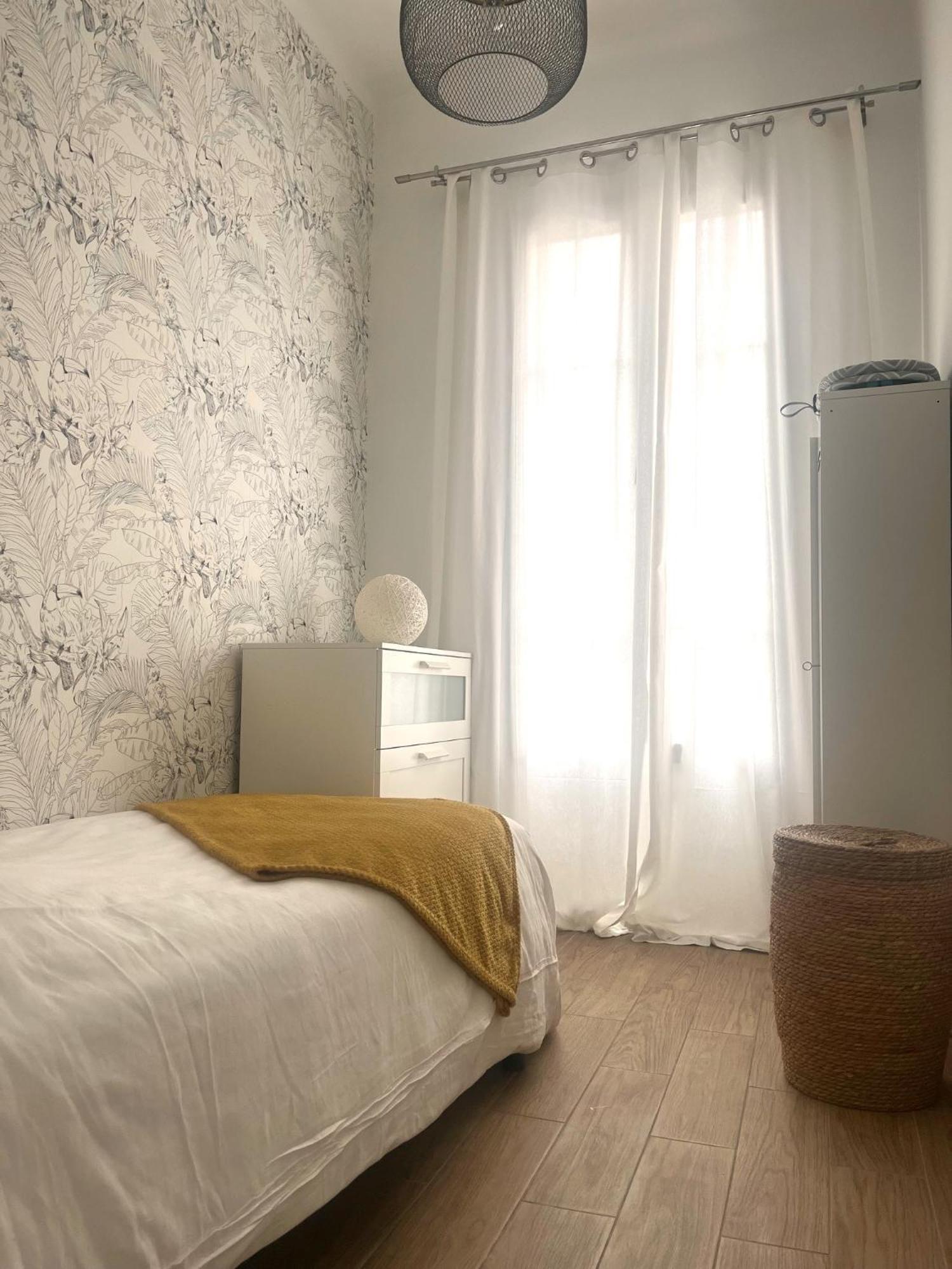 Magnifique Appartement Moderne - Clim & Wifi Νίκαια Εξωτερικό φωτογραφία